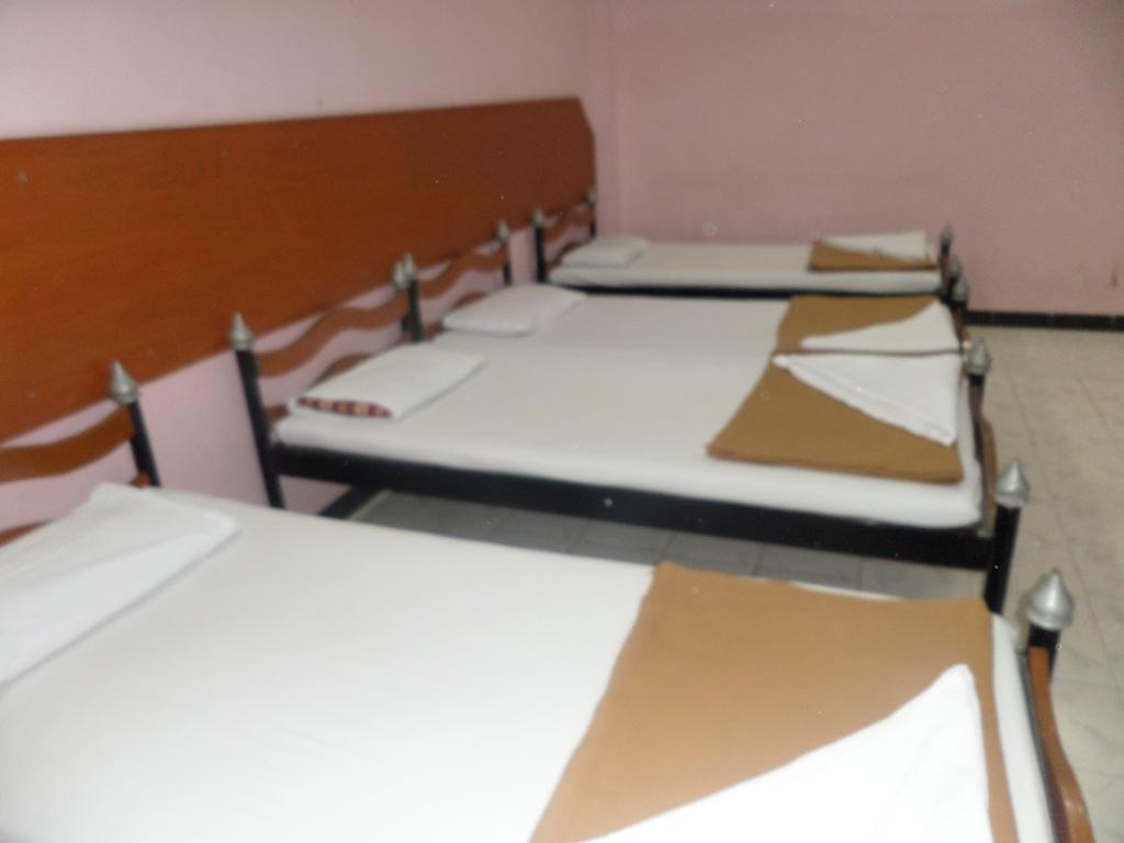 Chalukya Deluxe Hotell Kolhapur Eksteriør bilde